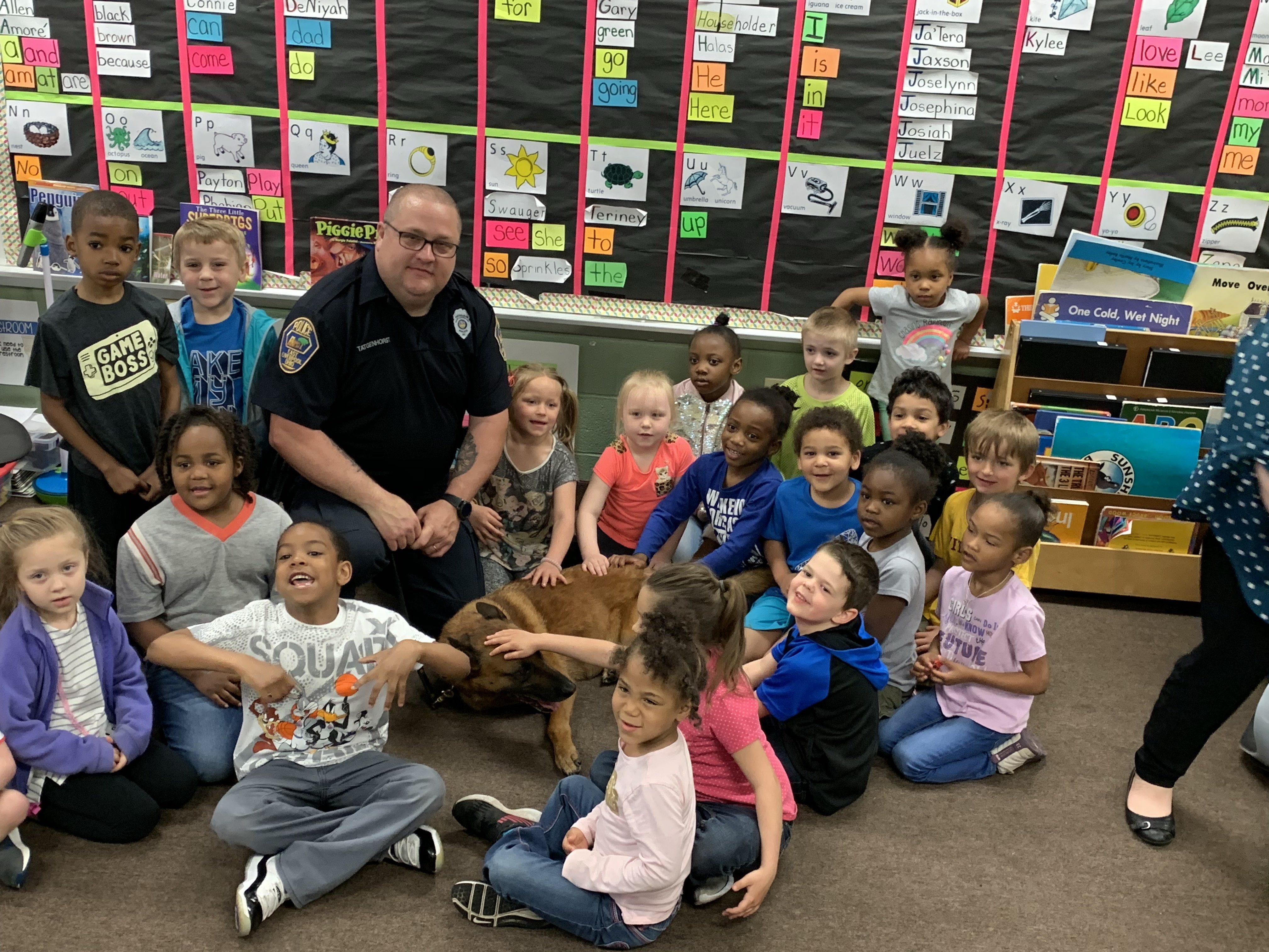 K9 Officer Visits Kindergarten