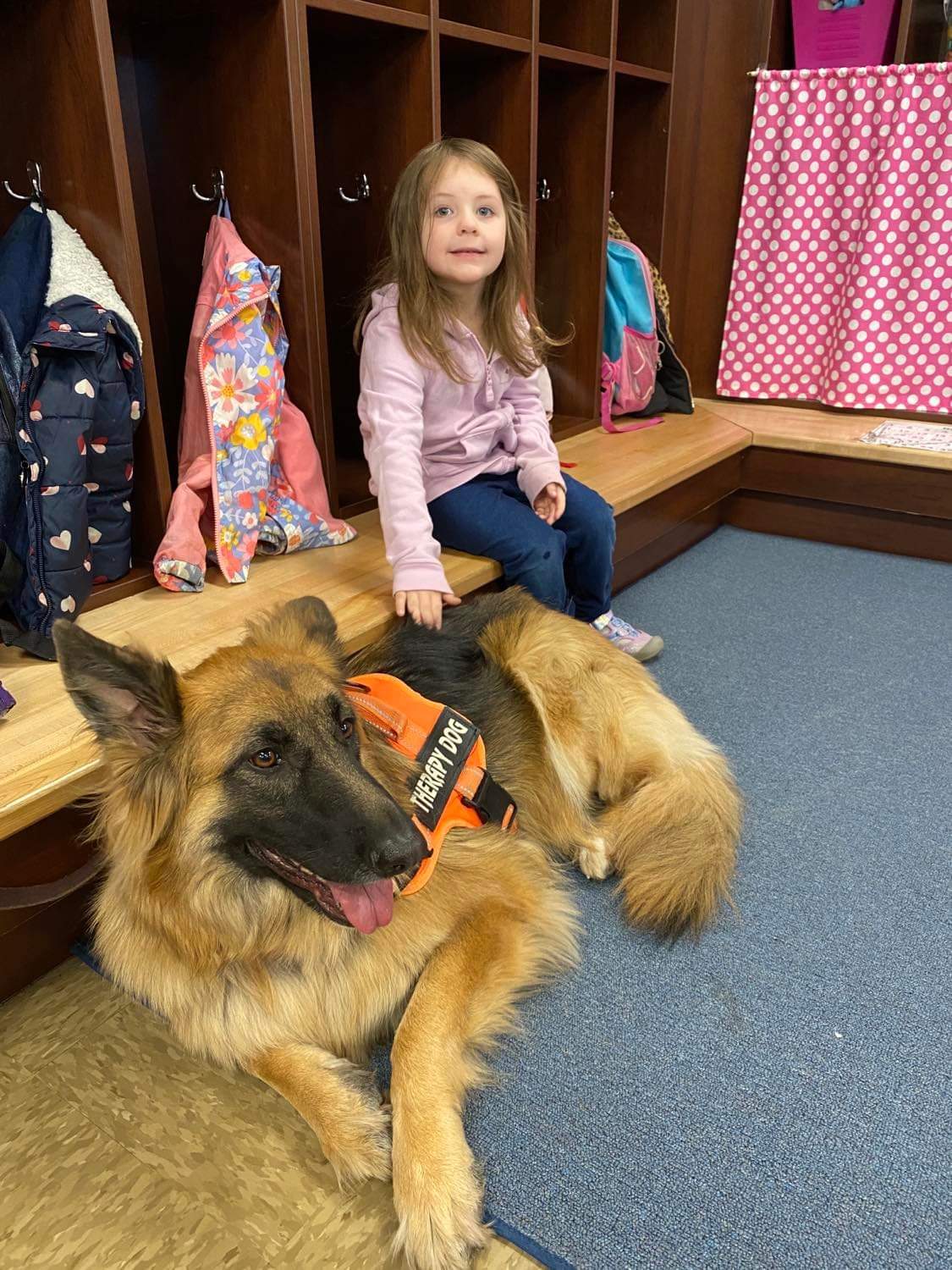 Therapy Dog Day at McGuffey