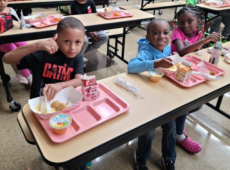 1st Grade Eats in the Cafeteria
