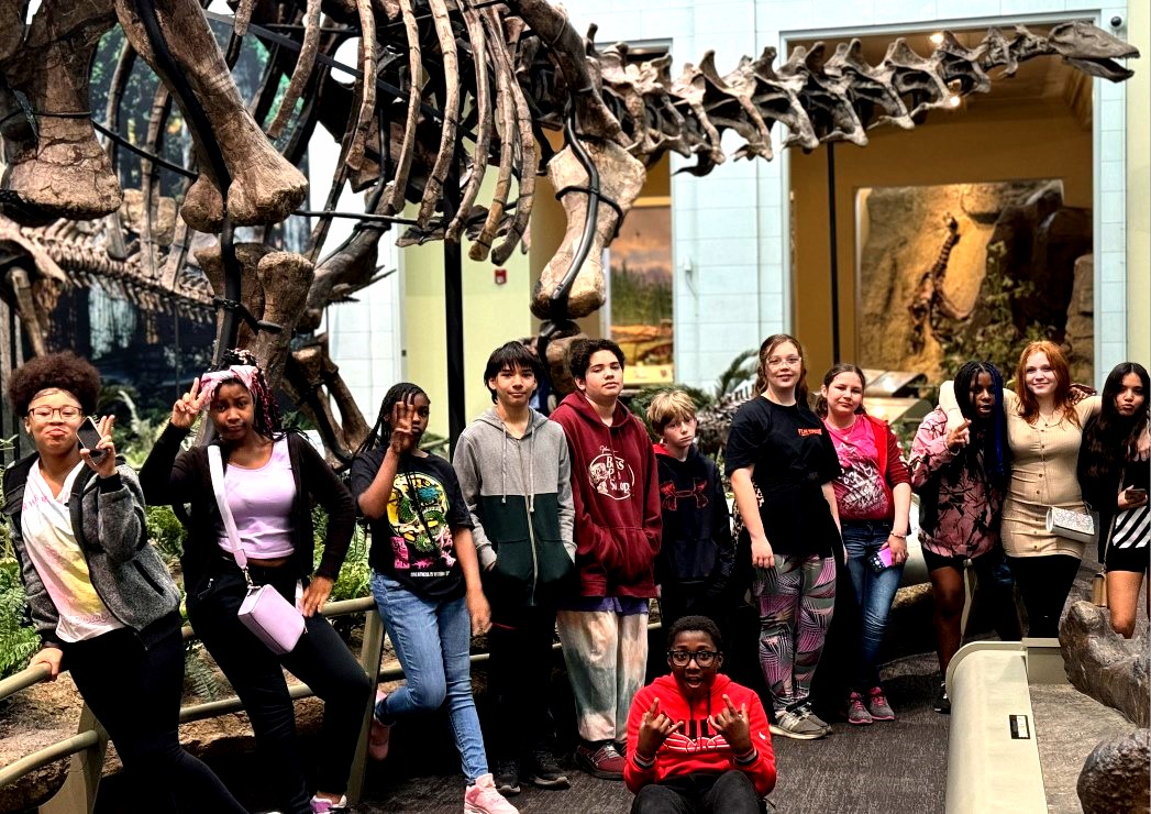 Grade 6 Visits Carnegie Museum