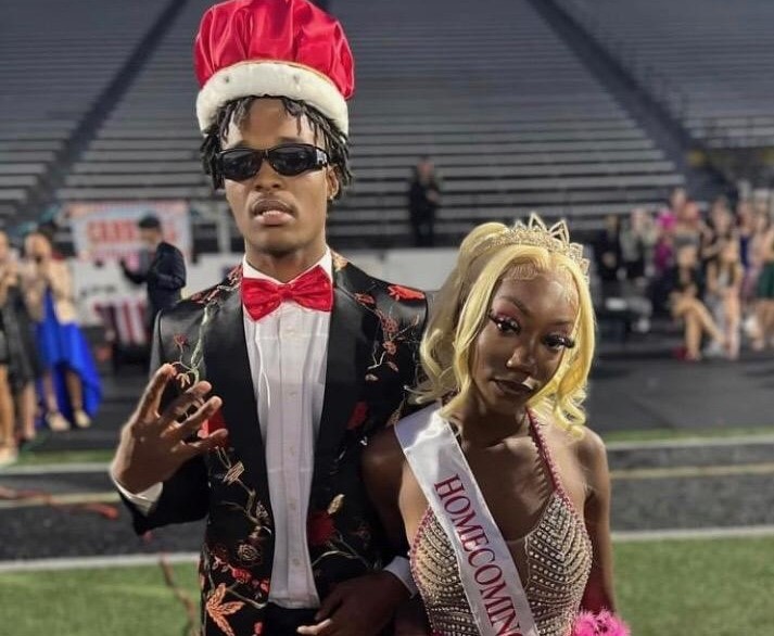 HOMECOMING 2022: Williams & Moore named King & Queen